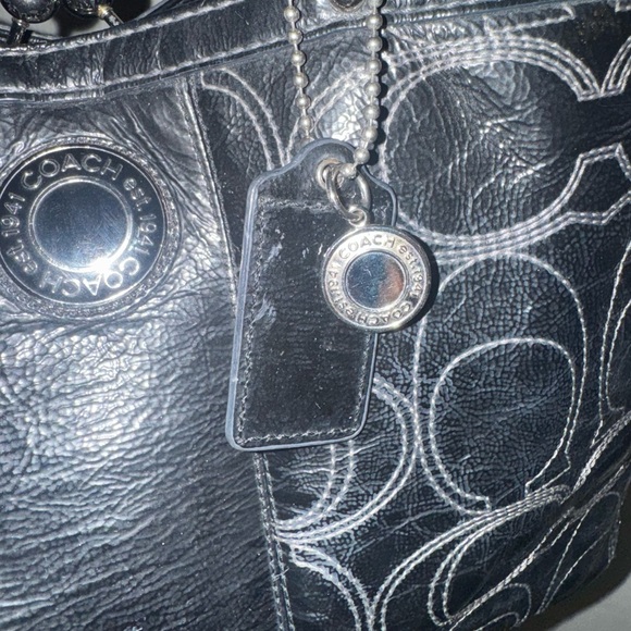 Coach RARE kiss lock Black Signature Tote Bag EUC